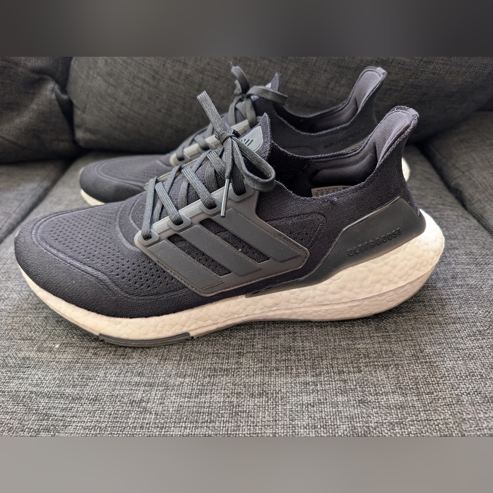 Adidas Ultraboost 21